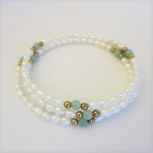 Vintage Pearl Coil Bracelet w/ Aventurine Beads